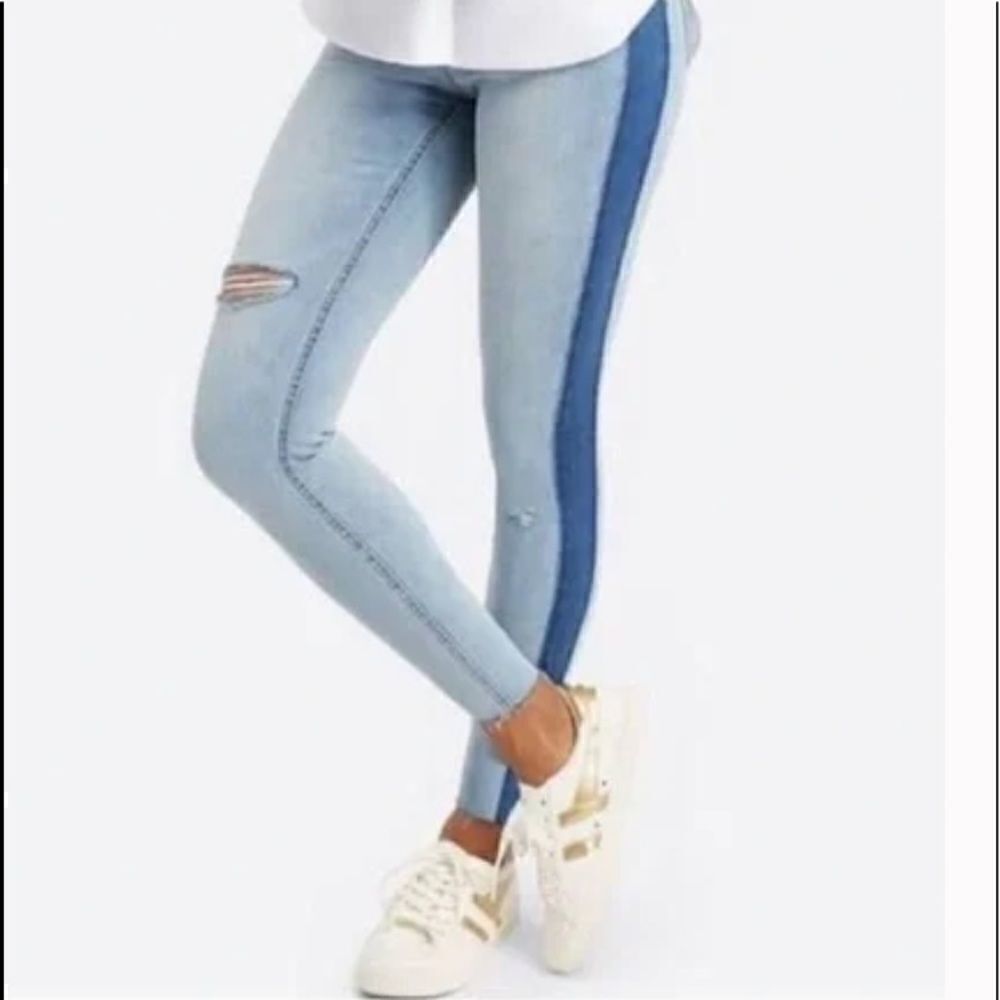 SPANX DISTRESSED RAW HEM SIDE PANEL SKINNY JEANS SIZE SMALL - Picture 3 of 10